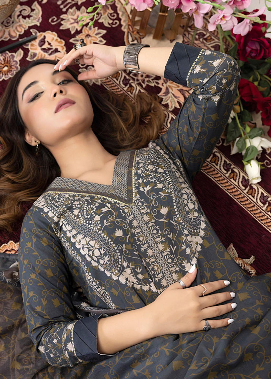 Identic By Regalia Textiles Printed  Suits Unstitched 3 Piece RGT22I ISE-9 - Winter Collection