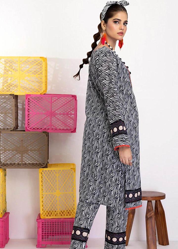 Identic Separates By Regalia Textiles Printed Khaddar Suits Unstitched 2 Piece RGT22IS-V2 D-16 - Winter Collection