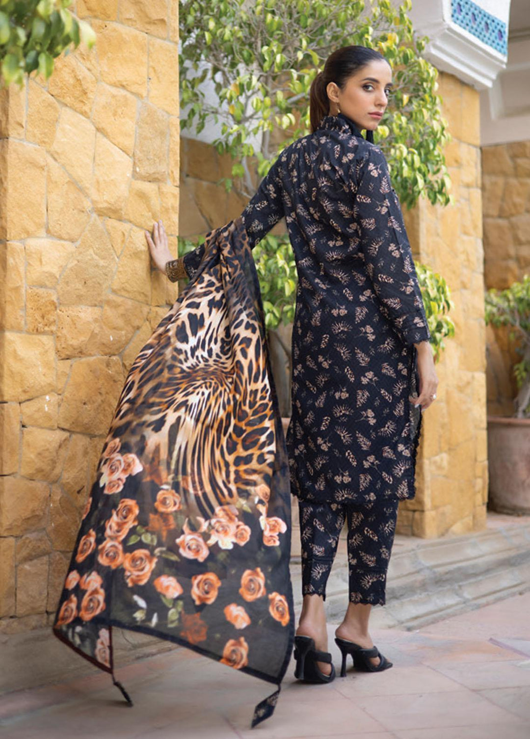 Identic Separates By Regalia Textiles Printed Lawn Suits Unstitched 3 Piece RGT23-IS8 6 - Summer Collection