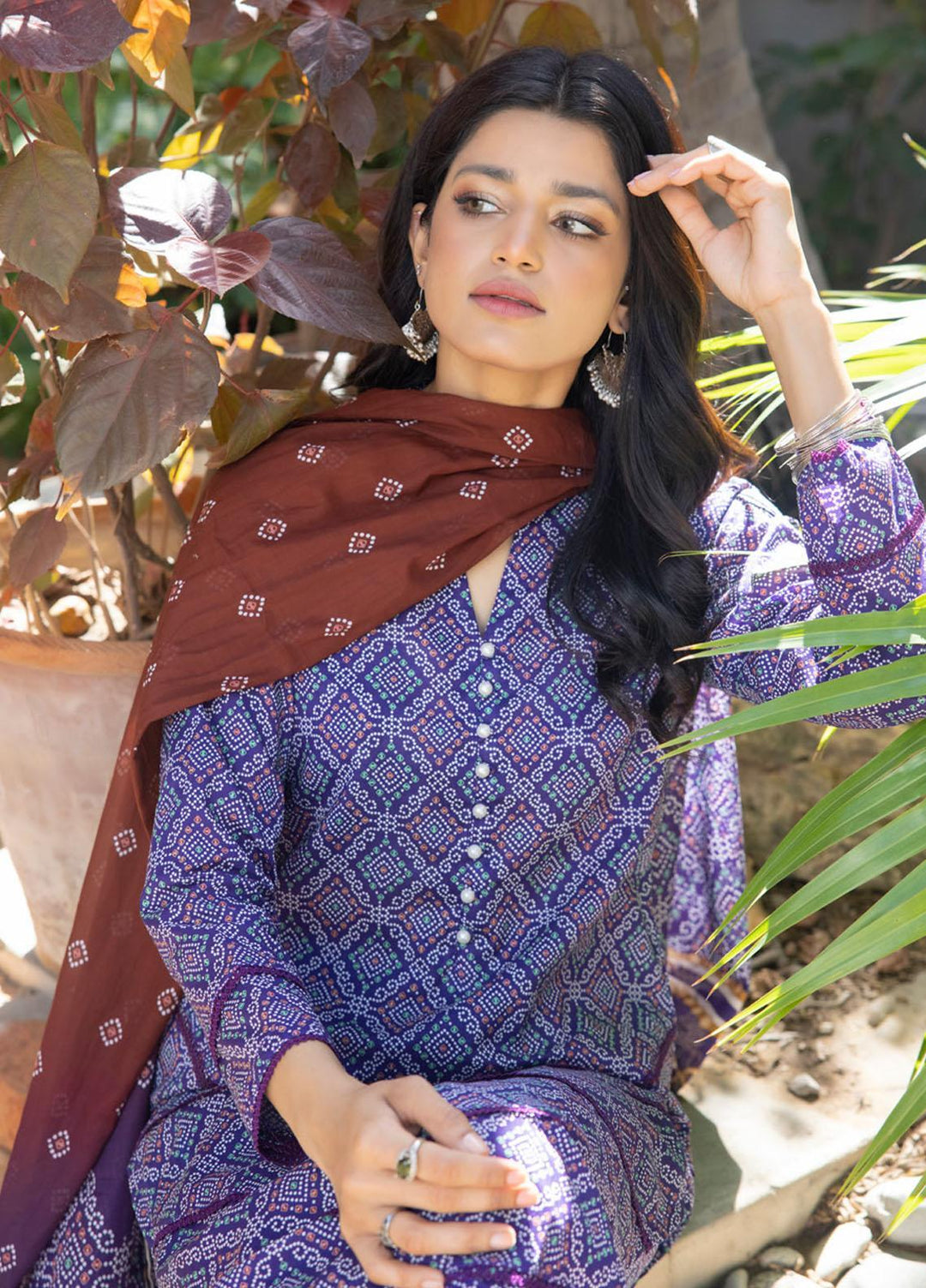 Identic Separates By Regalia Textiles Printed Lawn Suits Unstitched 3 Piece RGT23IS D5 - Summer Collection