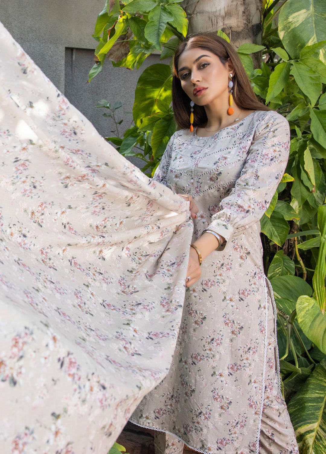 Identic Separates By Regalia Textiles Printed Lawn Suits Unstitched 3 Piece RGT23IS D8 - Summer Collection