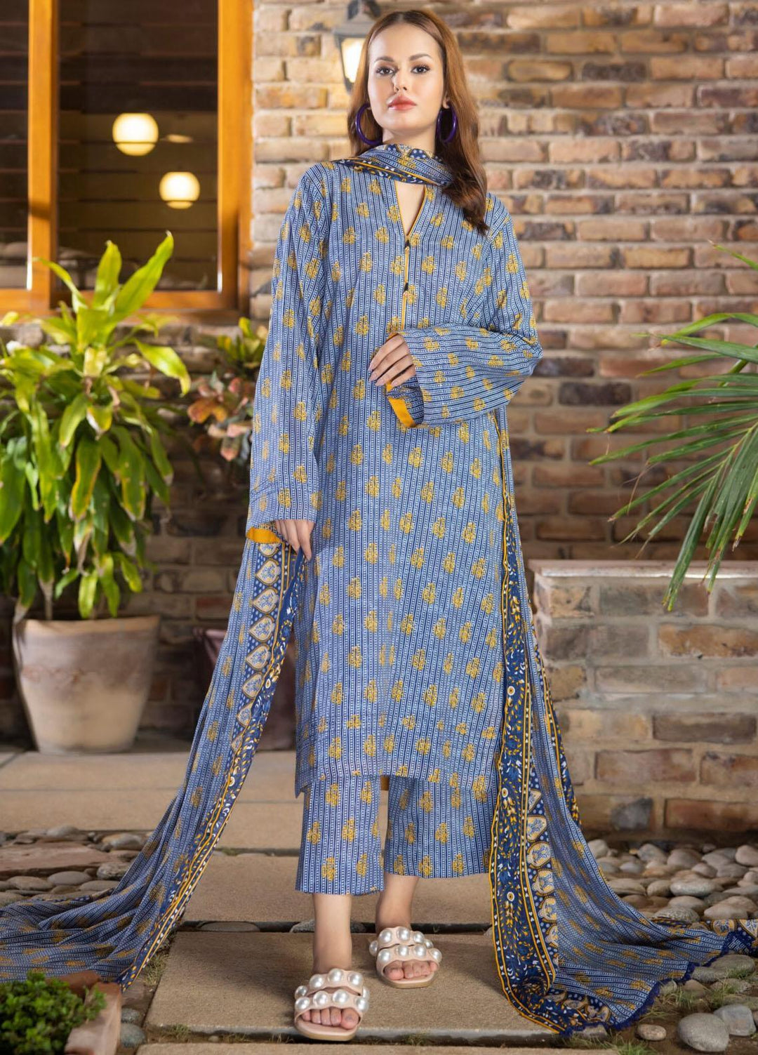 Regalia Textiles Printed Lawn Suits Unstitched 3 Piece RGT23-IS11 ISV11-10 - Summer Collection