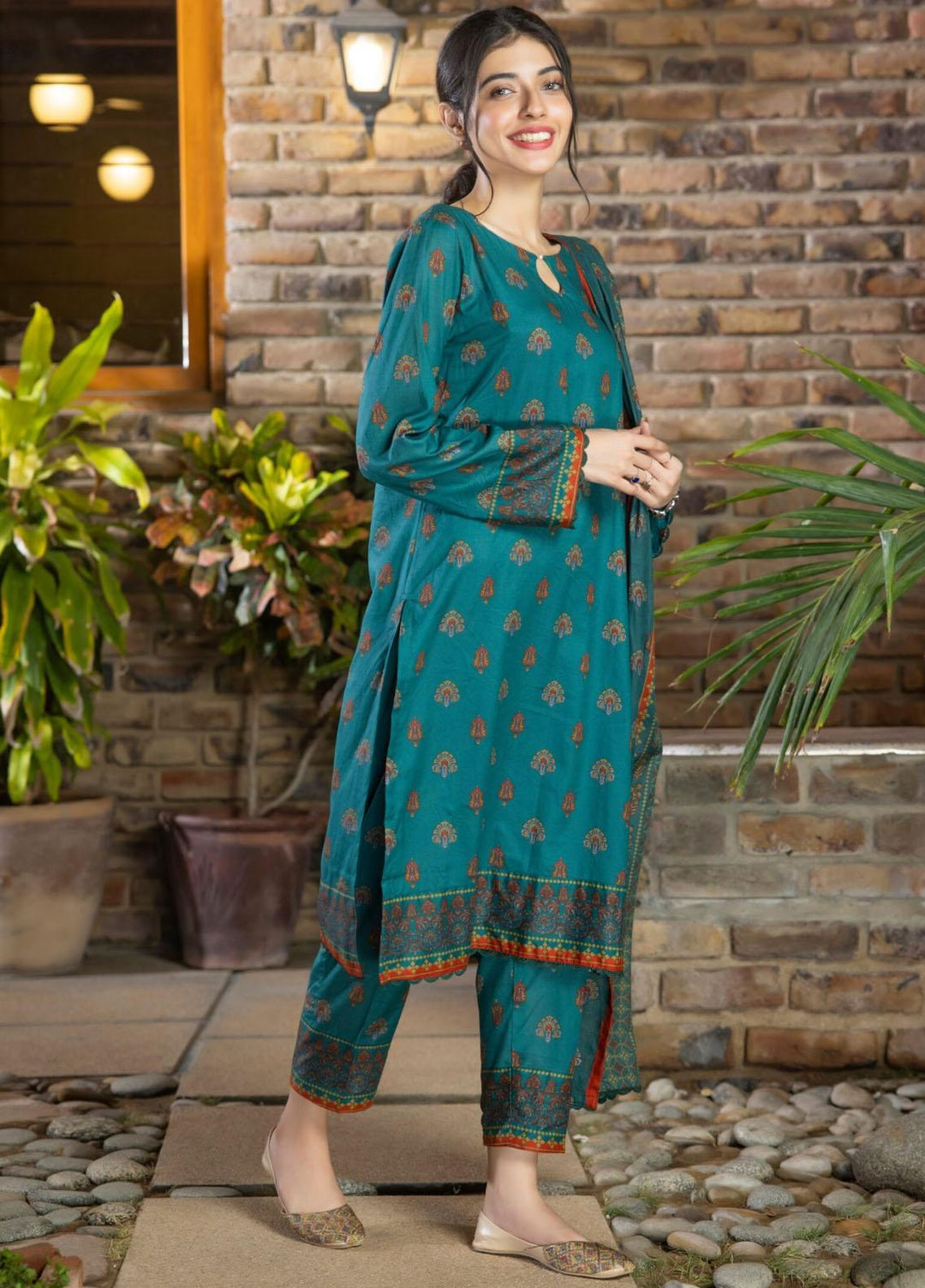 Regalia Textiles Printed Lawn Suits Unstitched 3 Piece RGT23-IS11 ISV11-11 - Summer Collection