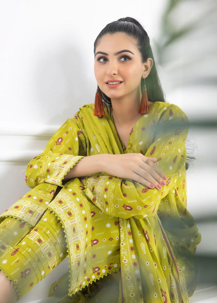 Identic Separates By Regalia Textiles Printed Lawn Suits Unstitched 3 Piece RGT23I-V6 D-02 - Summer Collection