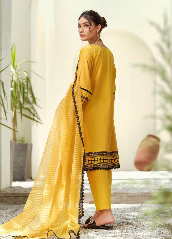 ILAHA Ready to Wear  Lawn 3 Piece Dress Mustard D-02