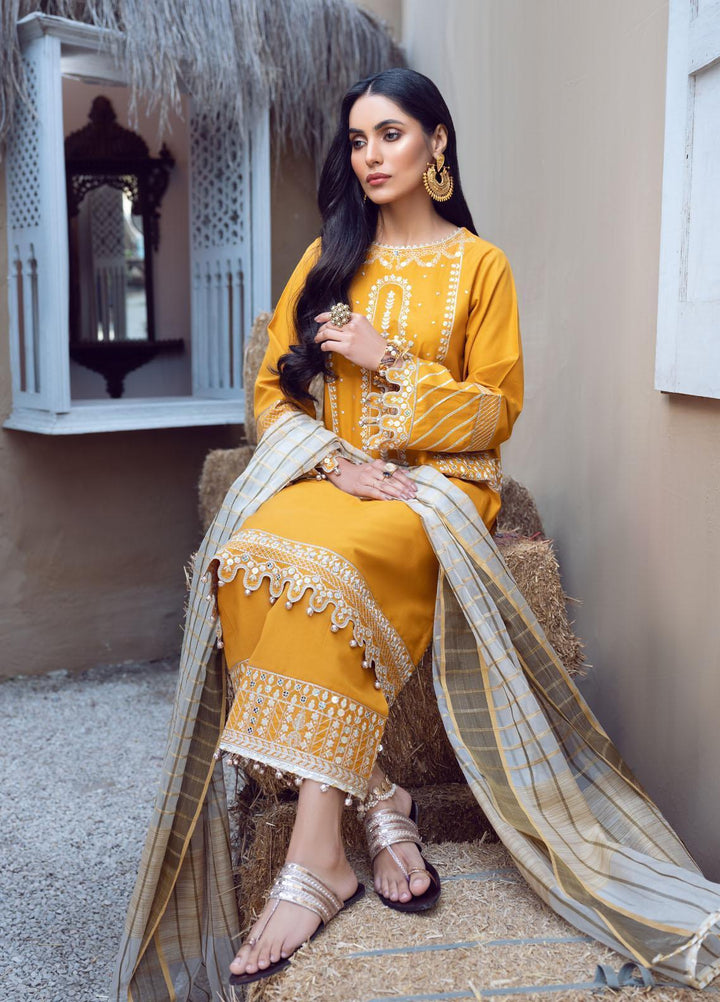 ILAHA Pret  Khaddar 3 Piece Suit IL002 Valeria