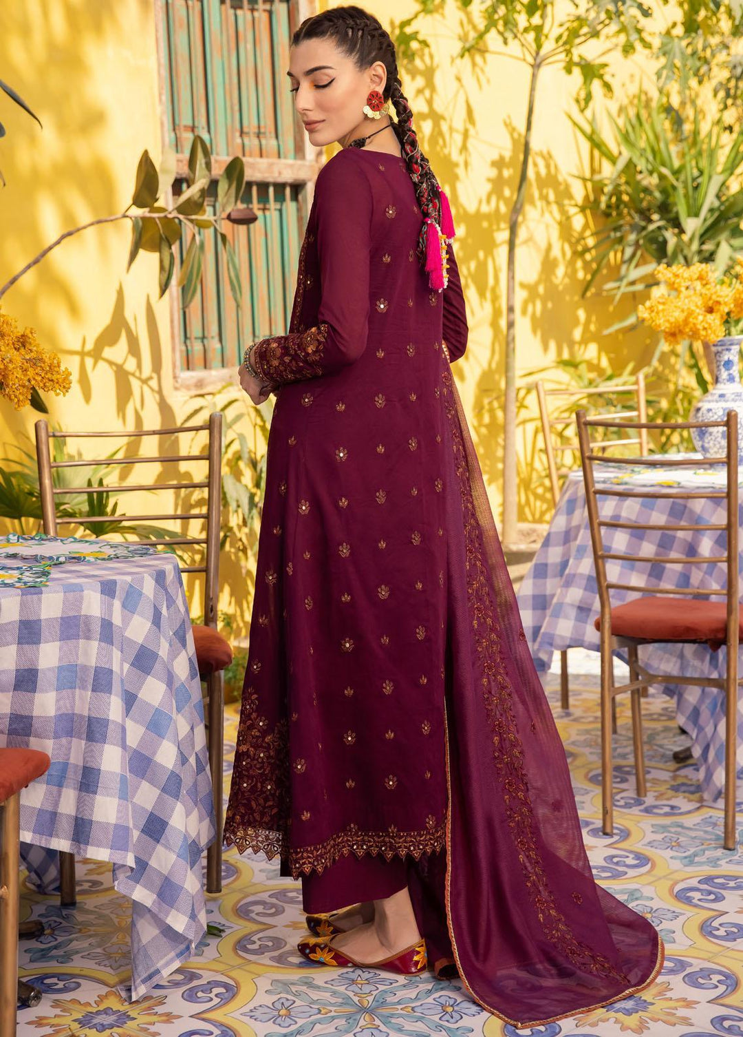 Ilara By Iznik Embroidered Lawn Suits Unstitched 3 Piece IZ23I IL-01 Anna - Spring / Summer Collection