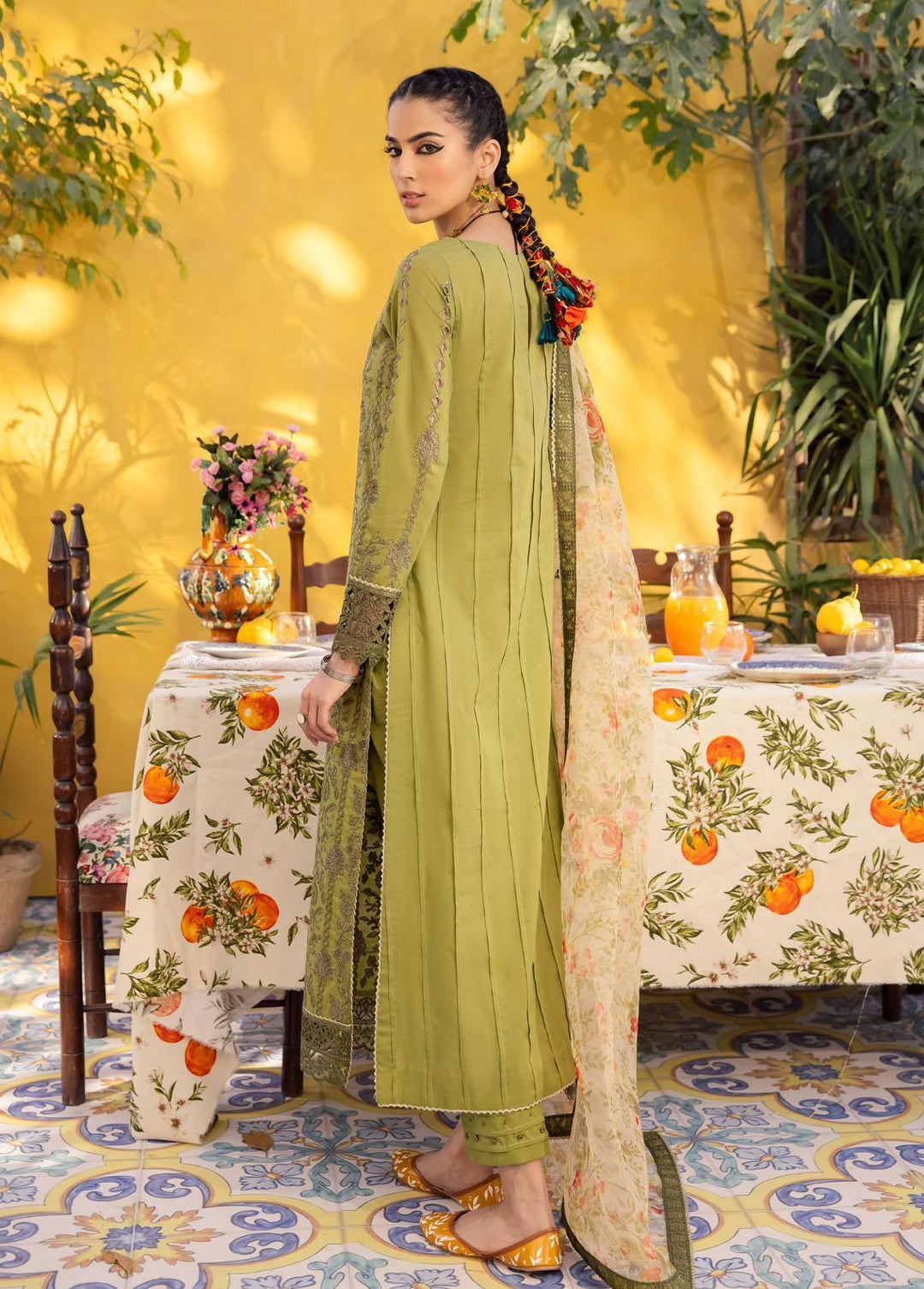 Ilara By Iznik Embroidered Lawn Suits Unstitched 3 Piece IZ23I IL-04 Flavia - Spring Summer Collection
