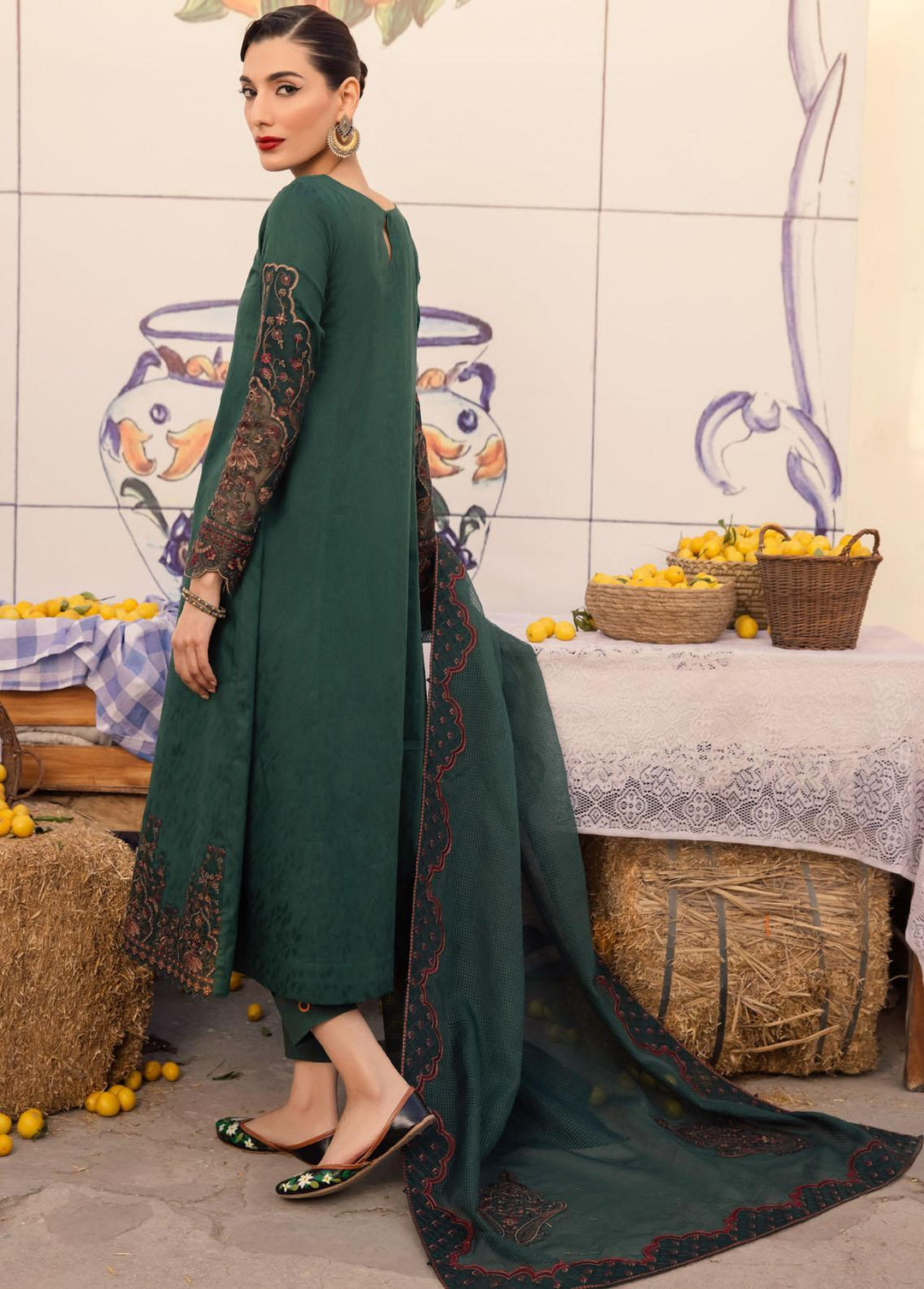 Ilara By Iznik Embroidered Lawn Suits Unstitched 3 Piece IZ23I IL-07 Carla - Spring / Summer Collection