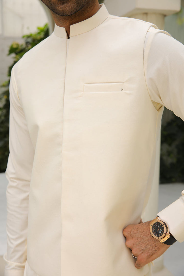 Muraqsh Ready To Wear Solids  Men Bosky White Blended Waistcoat Straigth Cut MUR-BWKSW-WC - Summer Collection