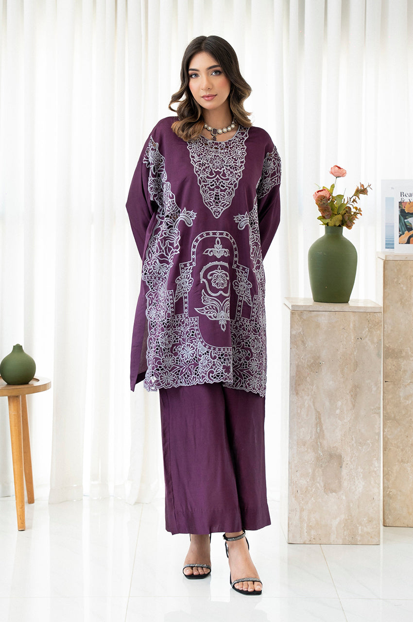 Liyaana From Nizka By Nida Rehan RTW Embroidered Silk Blend 2 Piece Suit Orchid Royale - Festive Collection