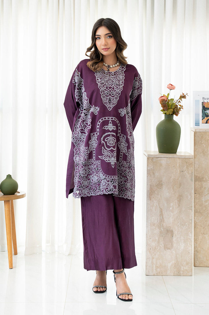 Liyaana From Nizka By Nida Rehan RTW Embroidered Silk Blend 2 Piece Suit Orchid Royale - Festive Collection