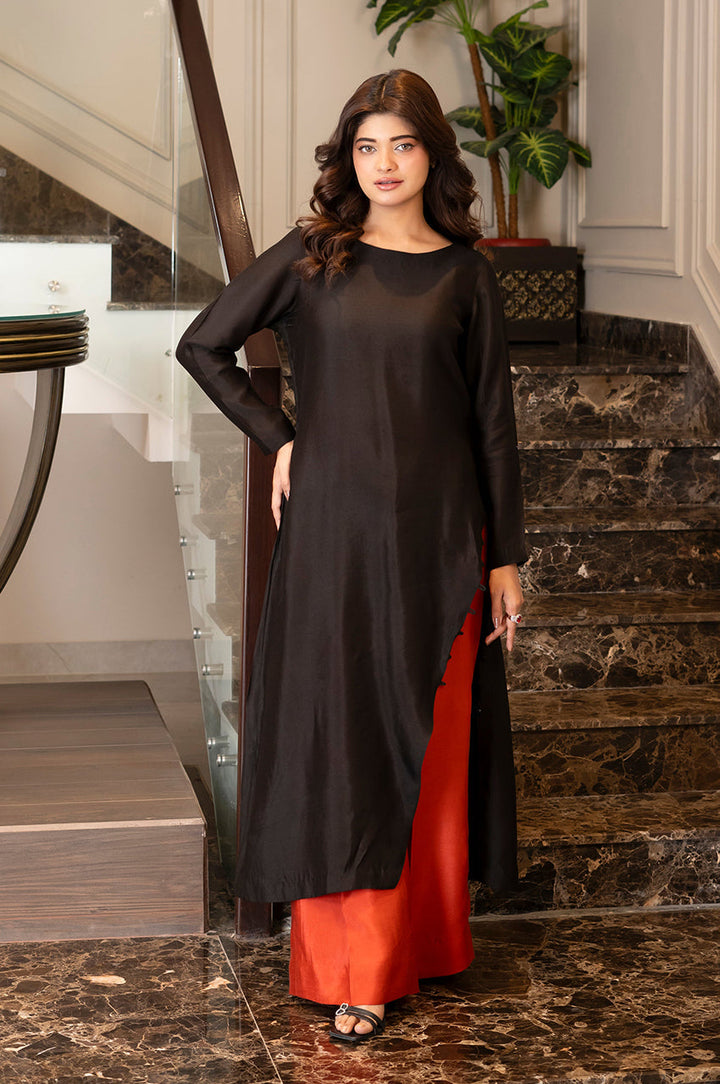 Liyaana From Nizka By Nida Rehan RTW Solids Butter Silk 2 Piece Suit Noir Ember - Casual Collection