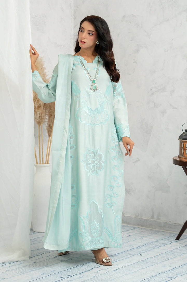 Liyaana From Nizka By Nida Rehan RTW Embroidered Silk and Organza 3 Piece Suit Nurya - Festive Collection