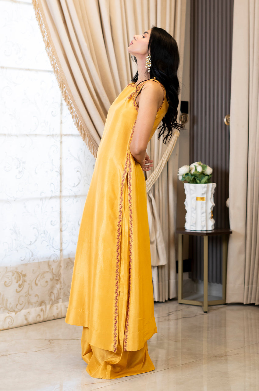 Liyaana From Nizka By Nida Rehan RTW Solids Silk 2 Piece Suit Golden Aura - Festive Collection