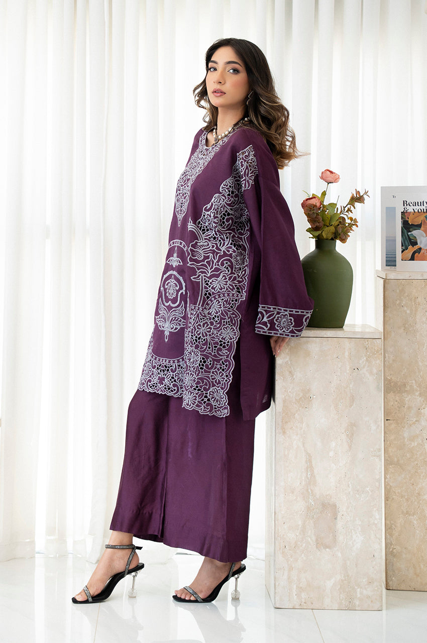 Liyaana From Nizka By Nida Rehan RTW Embroidered Silk Blend 2 Piece Suit Orchid Royale - Festive Collection