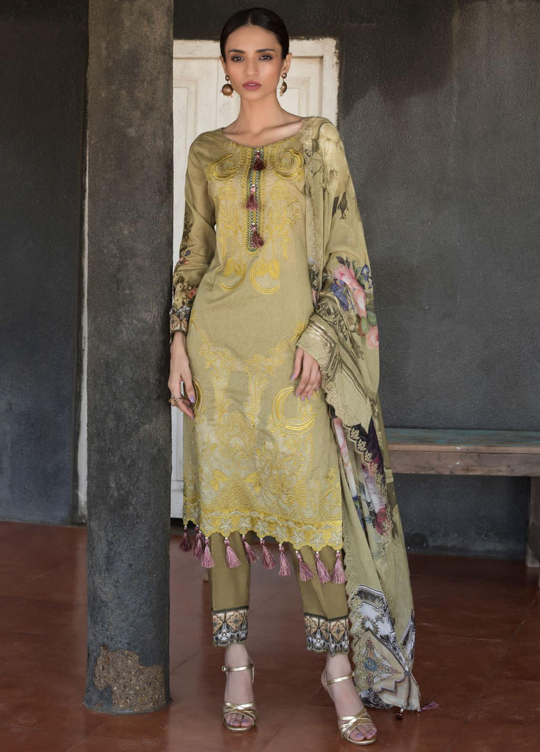 Regalia Textiles Embroidered Lawn Suits Unstitched 3 Piece RG21IN D-09 - Summer Collection