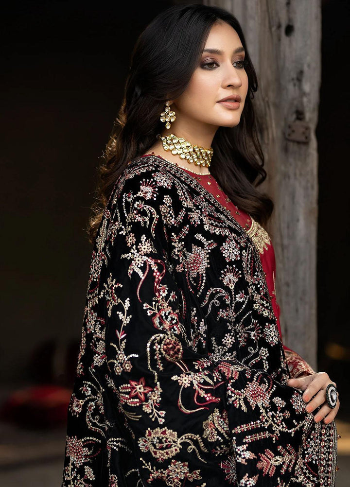 Imrozia Premium Embroidered Velvet Shawl I.S.S-01 - Women Shawls