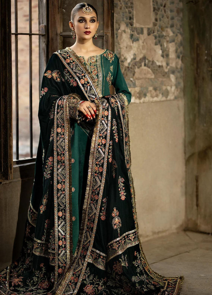 Imrozia Premium Embroidered Velvet Shawl I.S.S-06 - Women Shawls