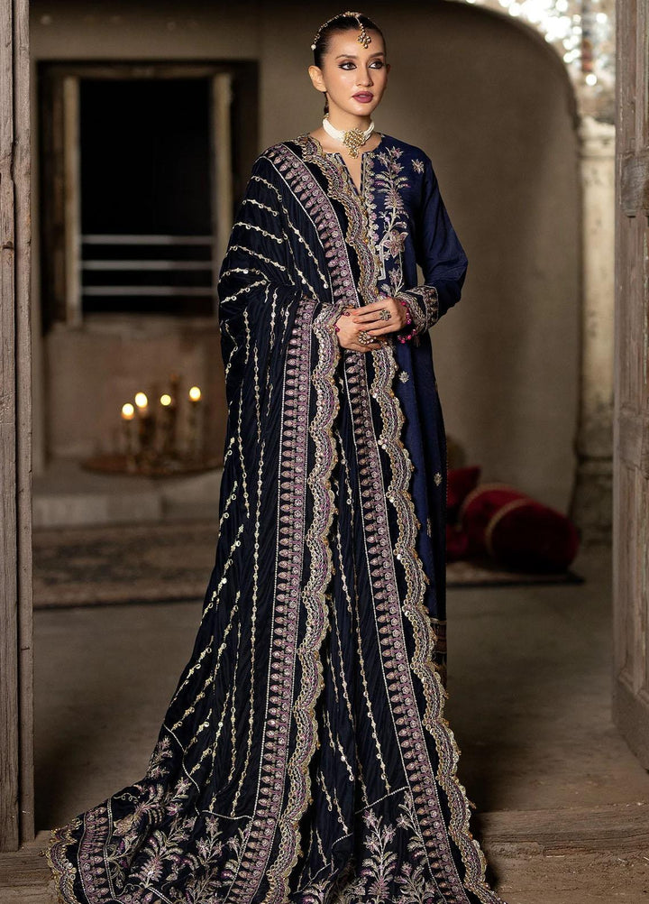 Imrozia Premium Embroidered Velvet Shawl I.S.S-07 - Women Shawls