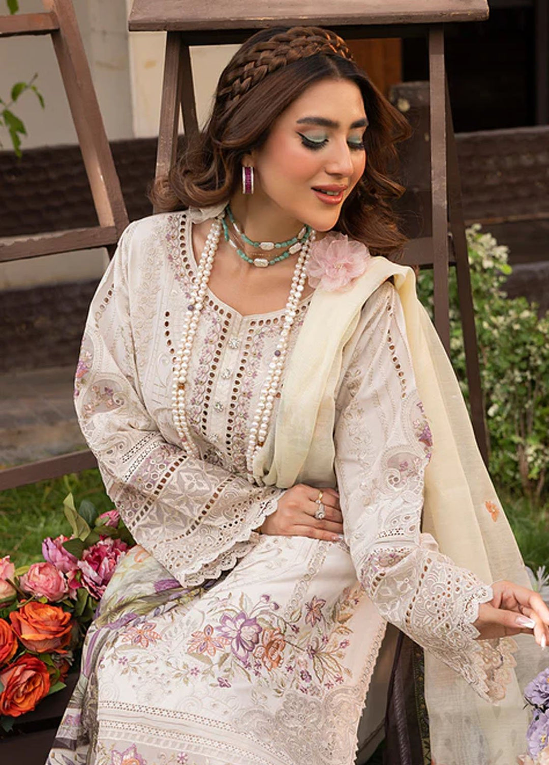 Imrozia Premium Pret Embroidered Cotton 3 Piece Suit IP-124 Janan