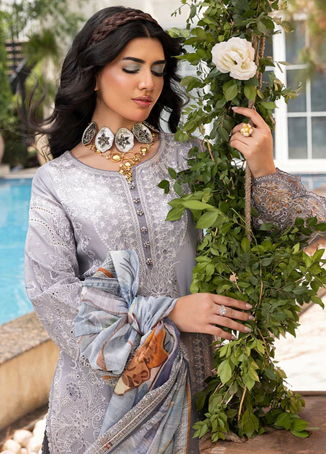 Imrozia Premium Pret Embroidered Cotton 3 Piece Suit IP-130 Nora