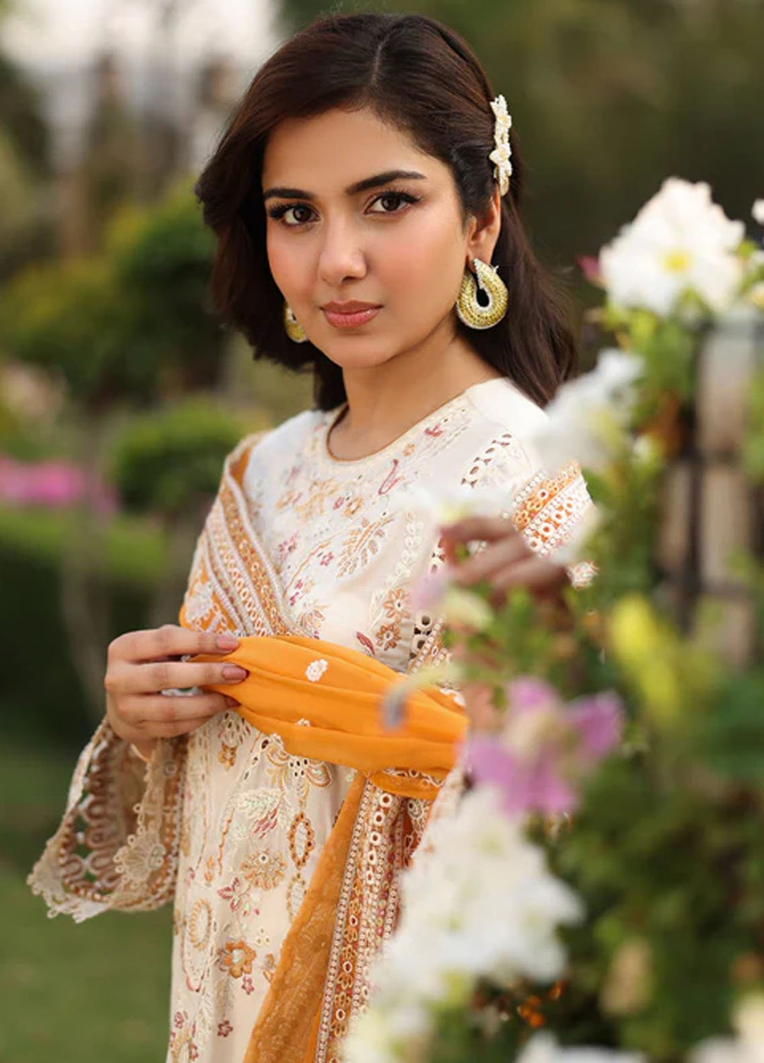 Imrozia Premium Pret Embroidered Lawn 3 Piece Suit SL-91 Lulu