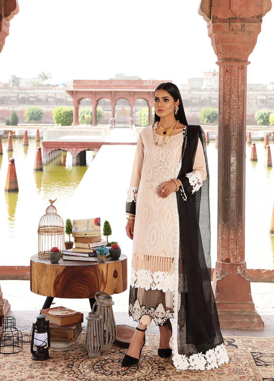 Inayat by Afsaneh Embroidered Lawn Suits Unstitched 2 Piece AFH21I AMEERA-A - Eid Collection