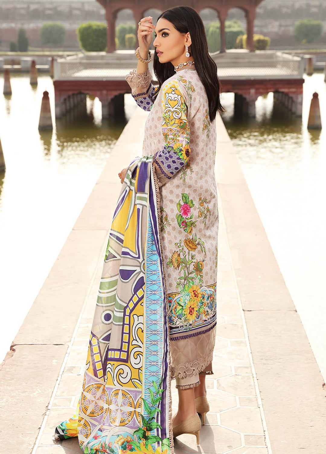 Inayat by Afsaneh Embroidered Lawn Suits Unstitched 3 Piece AFH21I JANA-B - Eid Collection