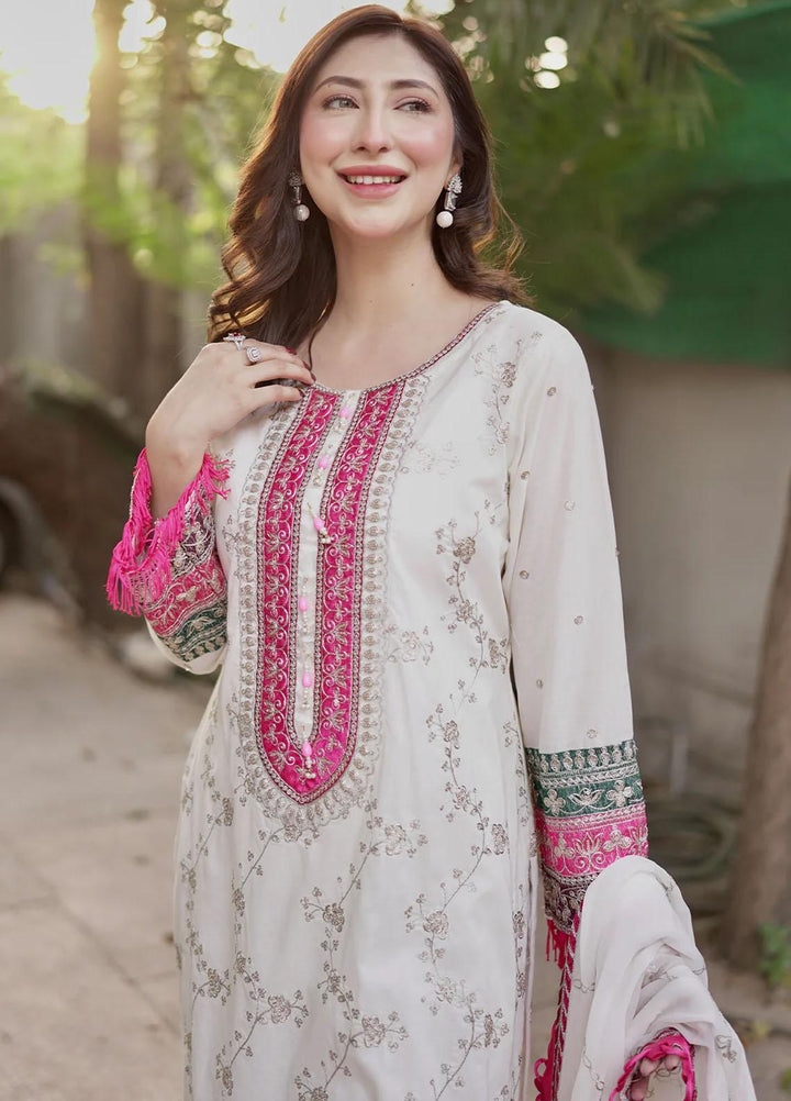 Insiya Clothing Embroidered Lawn Suits Unstitched 3 Piece INS23LE Design 102 - Eid Collection