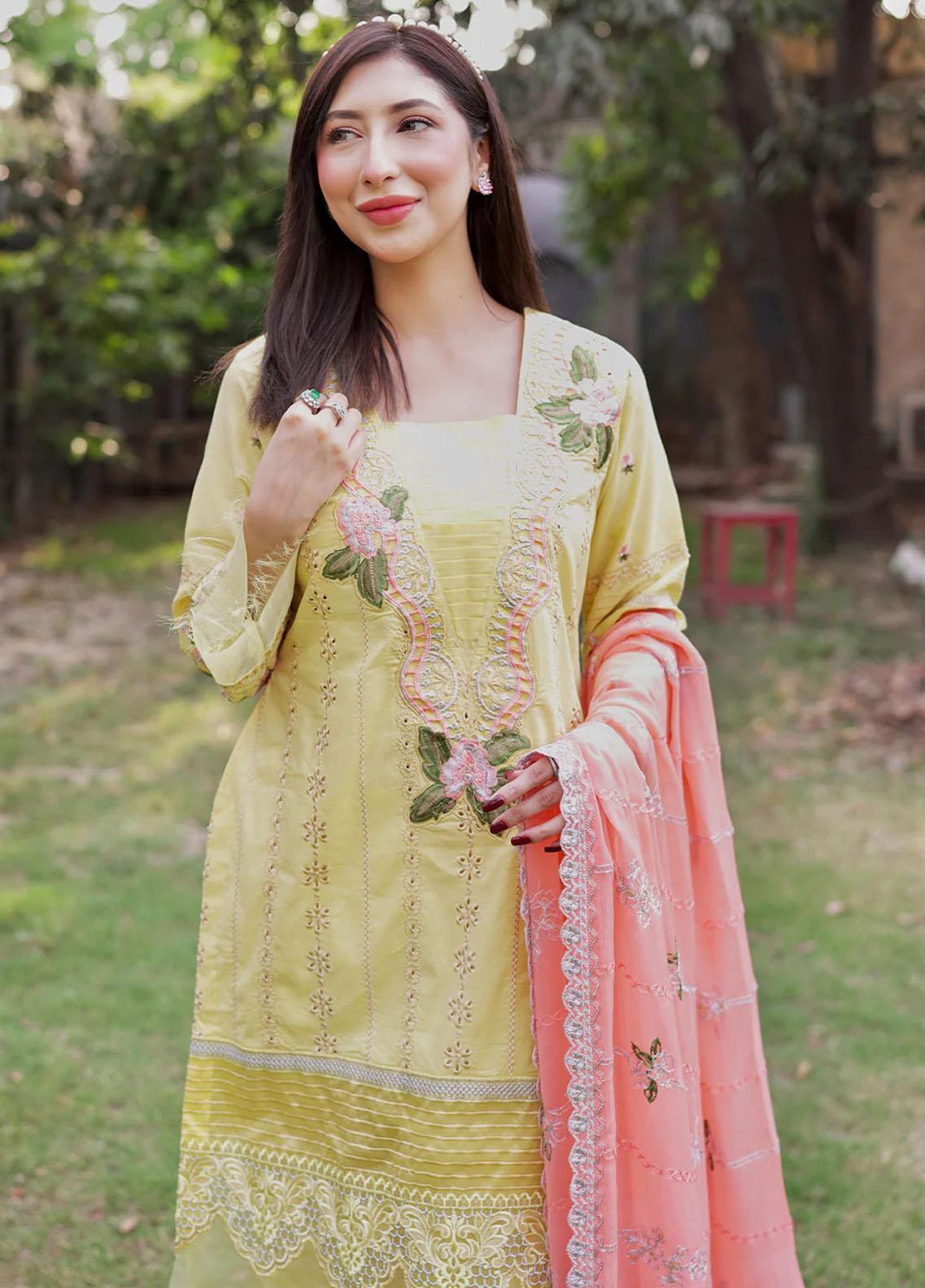 Insiya Clothing Embroidered Lawn Suits Unstitched 3 Piece INS23LE Design 103 - Eid Collection