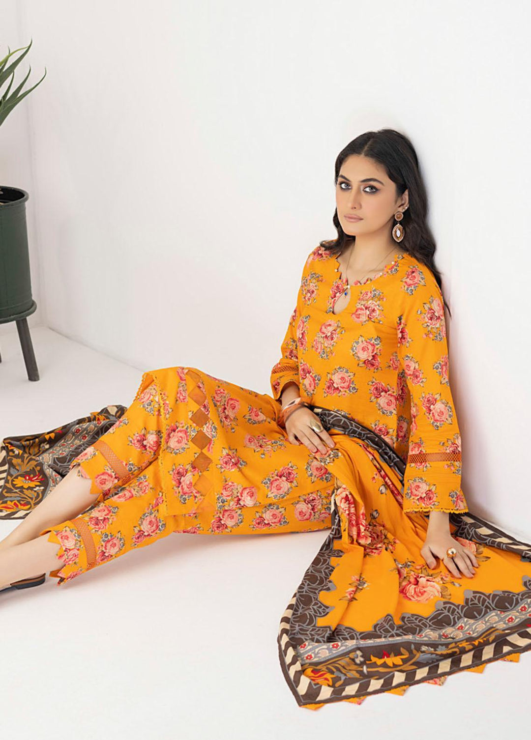 Intermix By ZS Textiles Printed  Suits Unstitched 3 Piece ZS23I 06 - Summer Collection