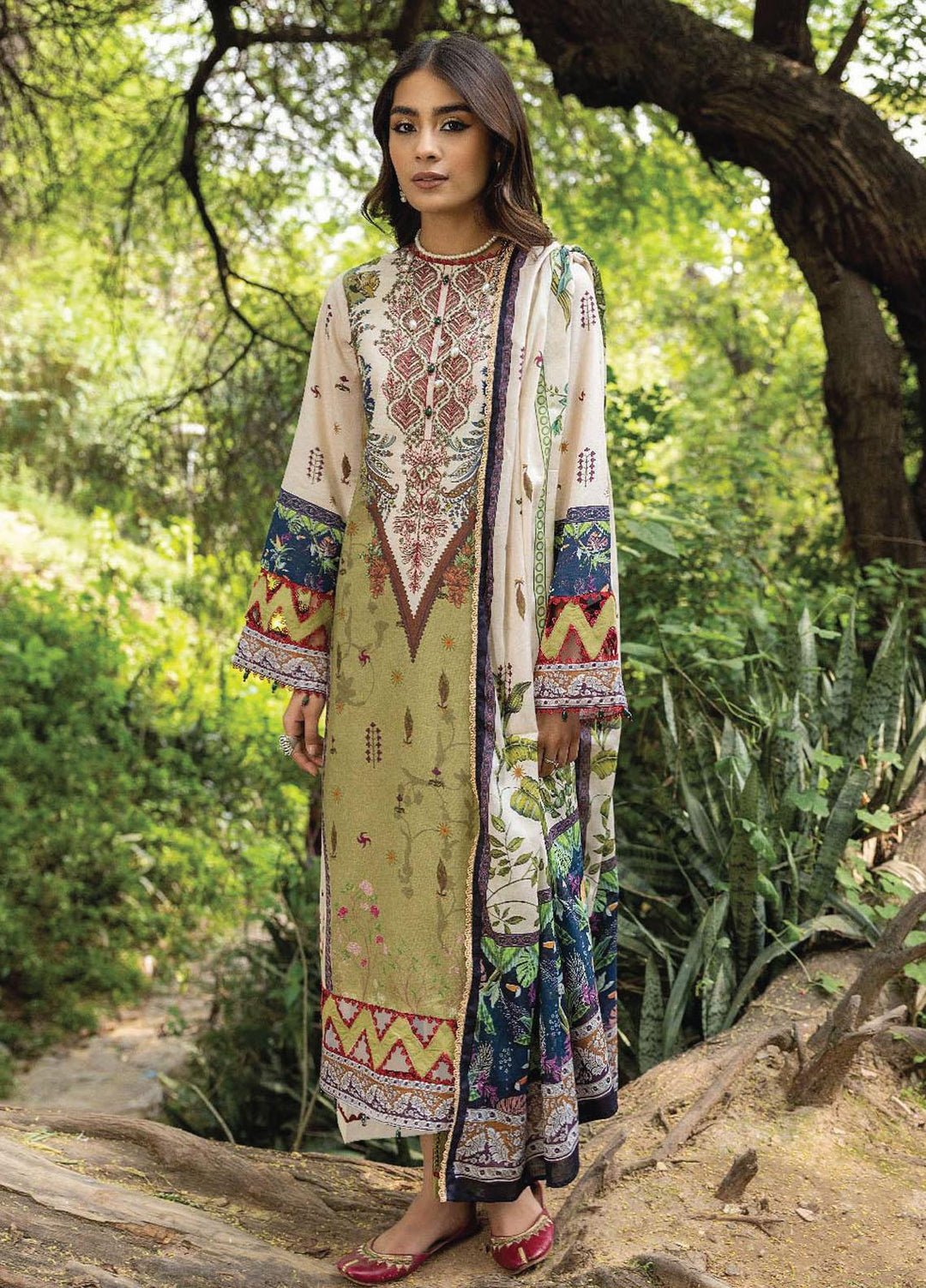 Iris By Humdum Embroidered Lawn Suits Unstitched 3 Piece HD23I D-05 - Summer Collection