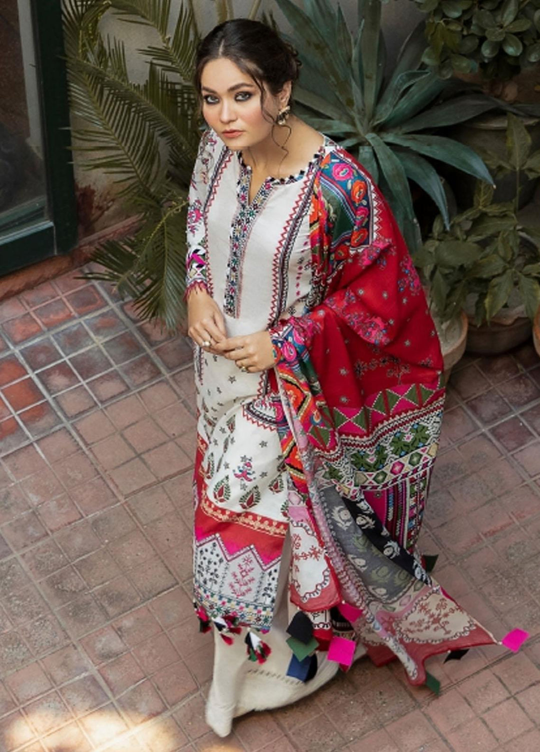 Iris by Jazmin Embroidered Viscose Slub Khaddar Suits Unstitched 3 Piece JZ21IV D5 WHITE DEW - Winter Collection