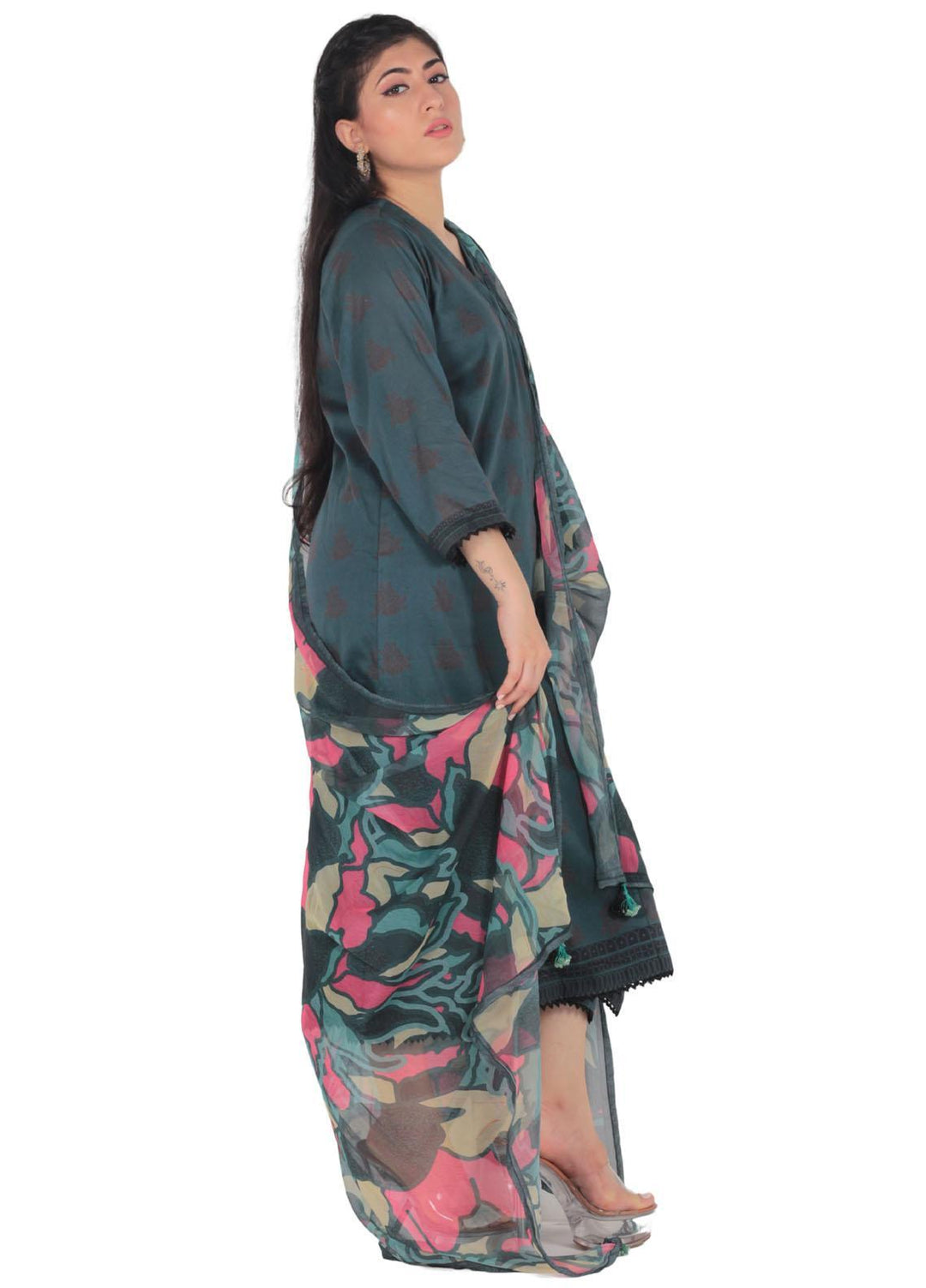 Vibgyor Fashion Pret Printed Lawn 3 Piece Suit D5-C2-23S ZEYA GREEN