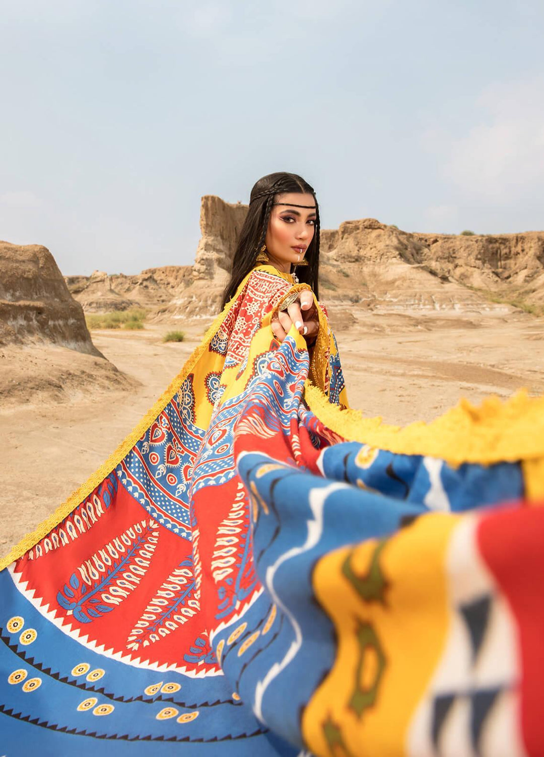 Ittehad Textiles Embroidered Jacquard Suits Unstitched 3 Piece IT21WP 01 HAMUR ISI - Winter Collection