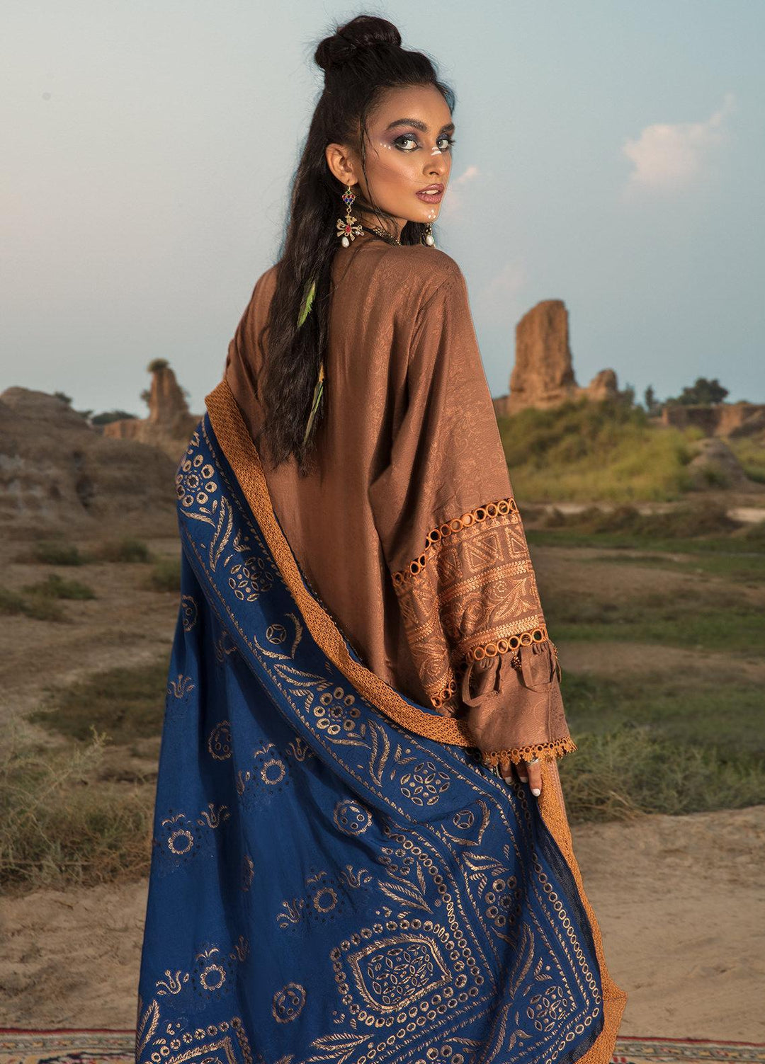 Ittehad Textiles Embroidered Jacquard Suits Unstitched 3 Piece IT21WP 06 CUIR - Winter Collection