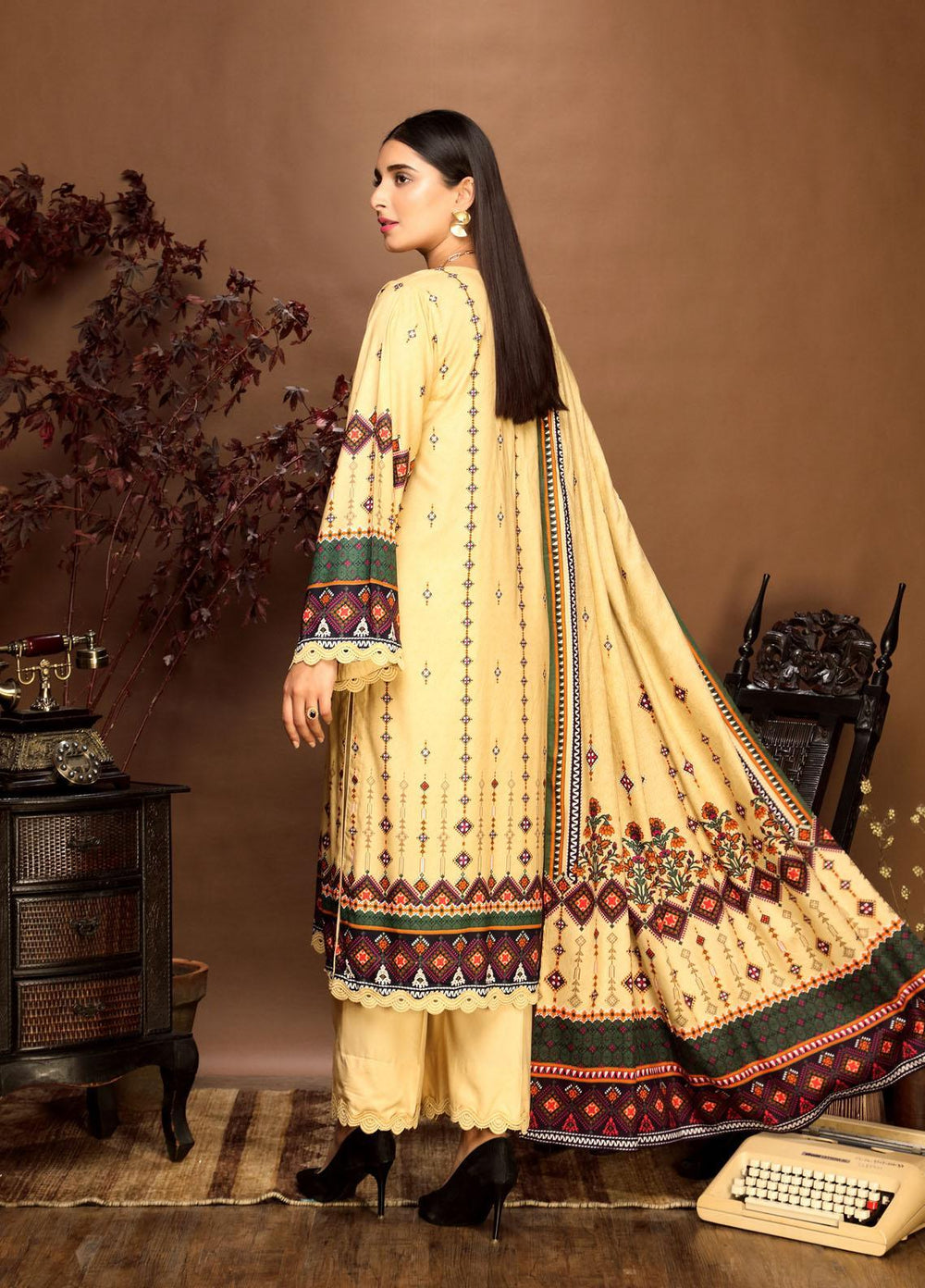 Ittehad Textiles Printed Linen Suits Unstitched 3 Piece IT21PL LF-GN-21703B - Winter Collection