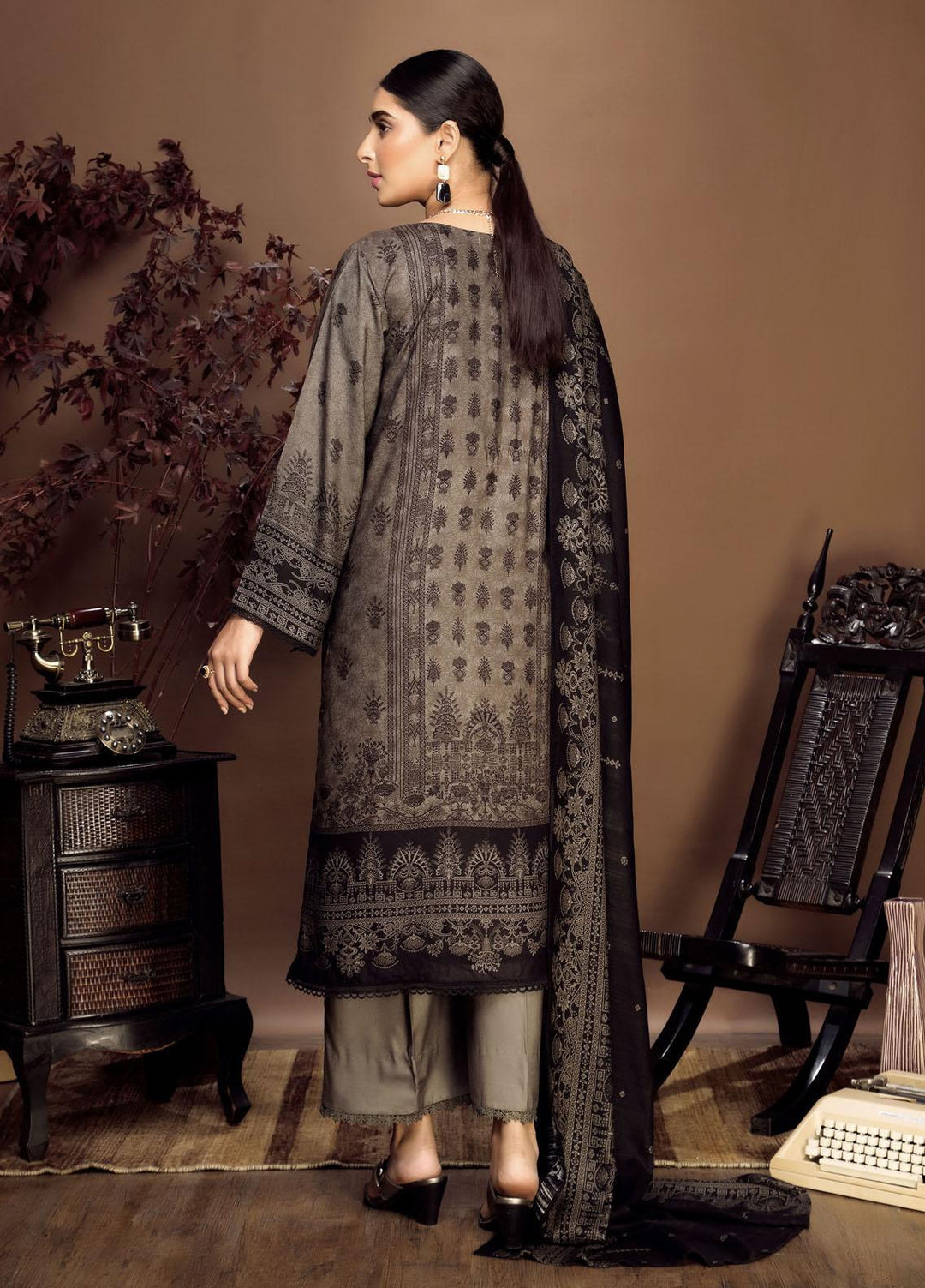 Ittehad Textiles Printed Linen Suits Unstitched 3 Piece IT21PL LF-GN-21707B - Winter Collection