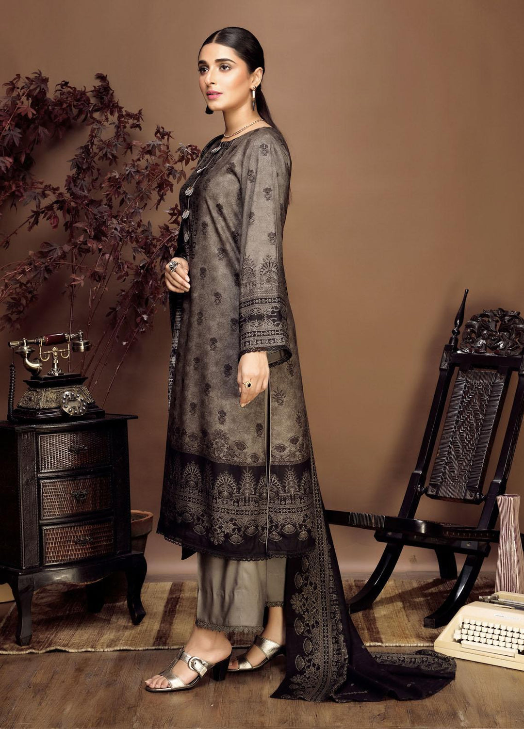 Ittehad Textiles Printed Linen Suits Unstitched 3 Piece IT21PL LF-GN-21707B - Winter Collection