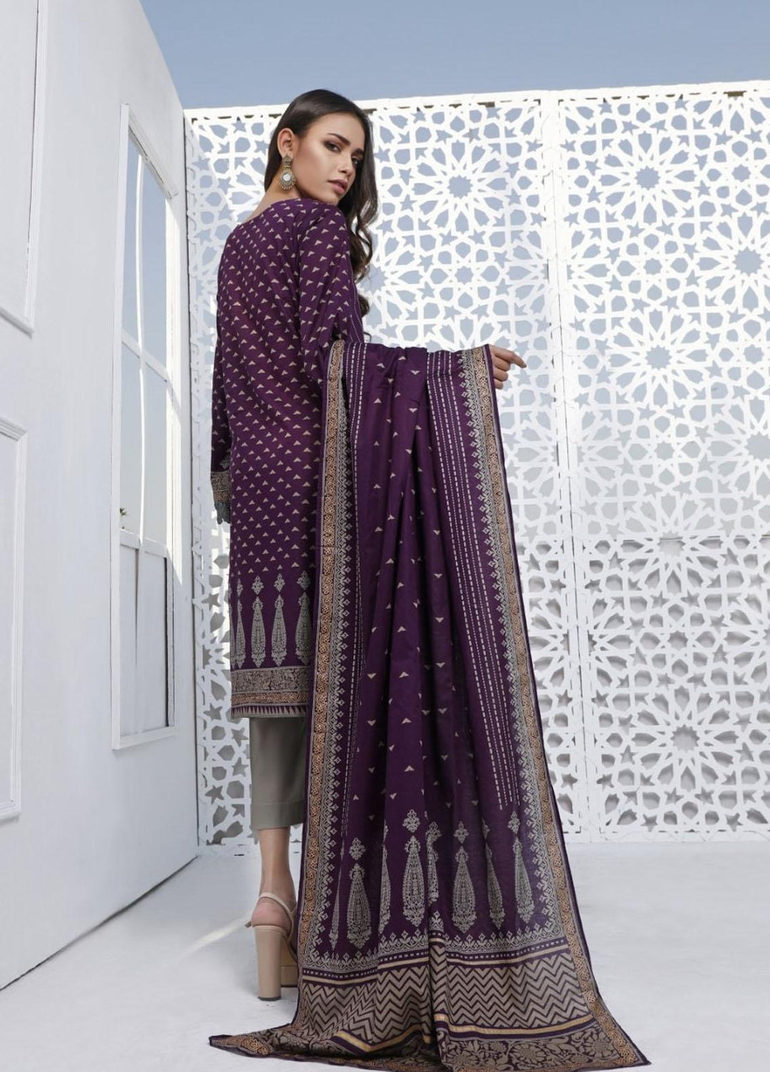 Ittehad Textiles Printed Lawn Suits Unstitched 3 Piece IT21CL LF-CL-21108A - Summer Collection