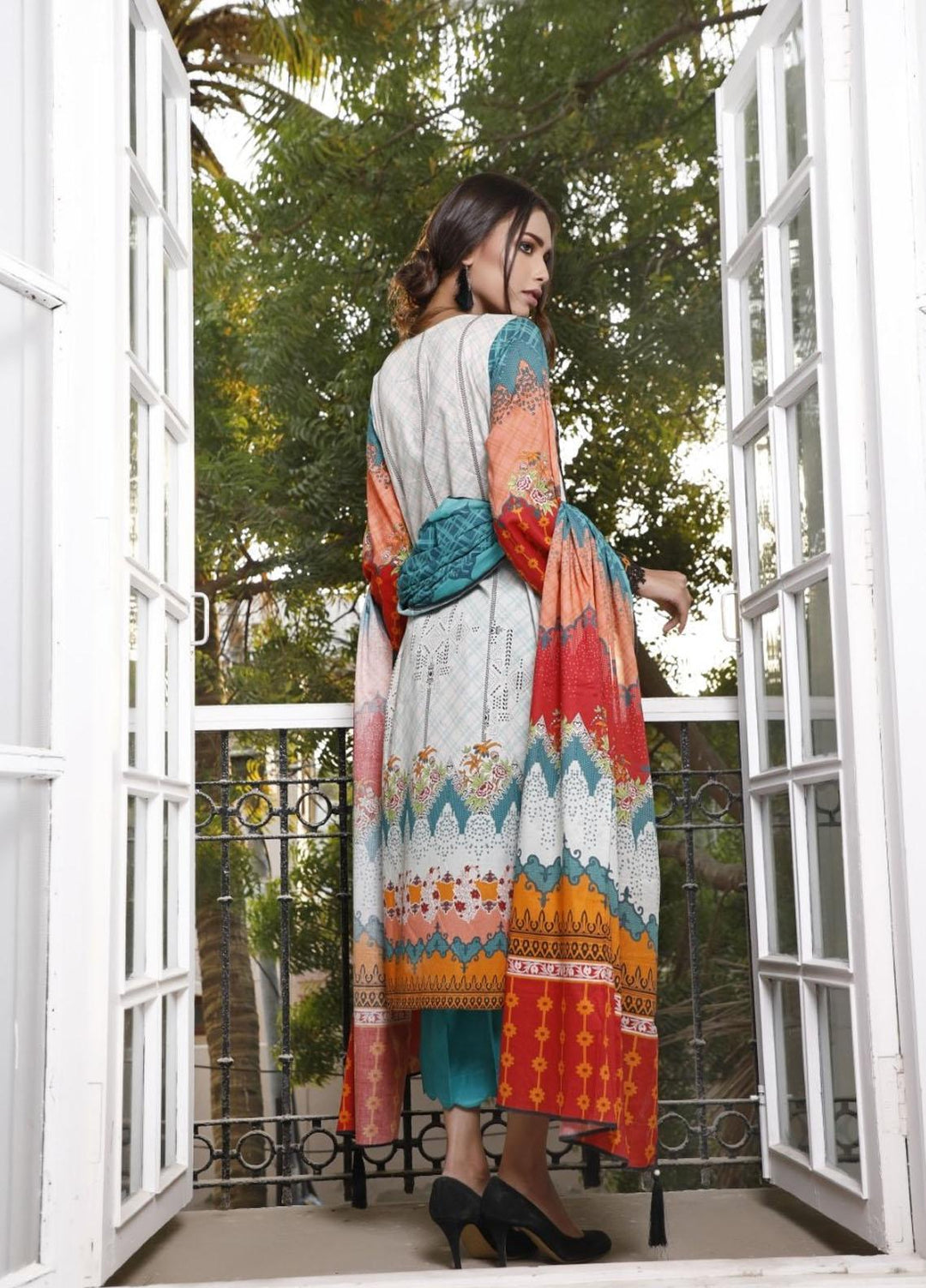 Ittehad Textiles Printed Lawn Suits Unstitched 3 Piece IT21CL LF-CL-21112B - Summer Collection