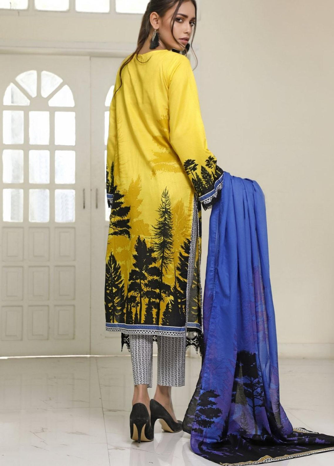 Ittehad Textiles Printed Lawn Suits Unstitched 3 Piece IT21CL LF-CL-21118B - Summer Collection