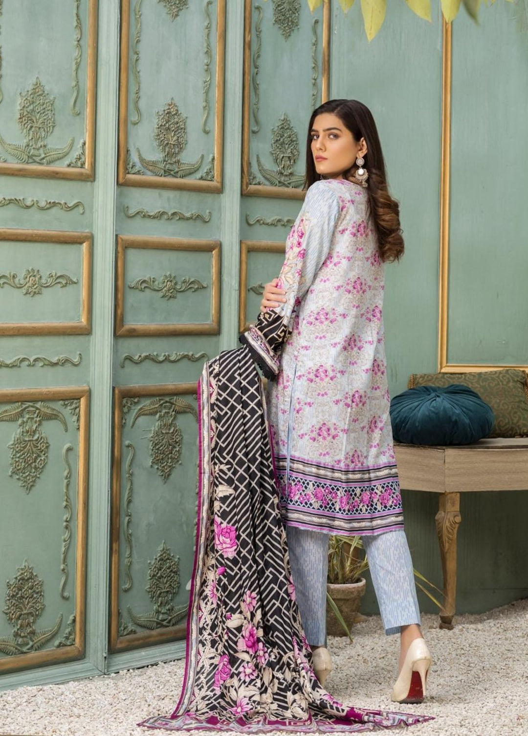 Ittehad Textiles Printed Lawn Suits Unstitched 3 Piece IT21CL LF-CL-21123B - Summer Collection
