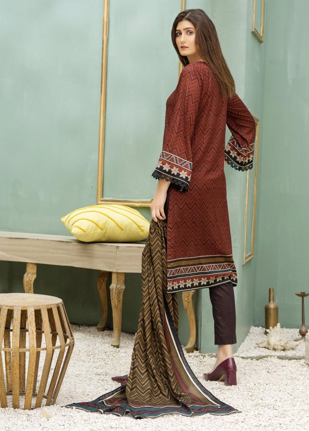 Ittehad Textiles Printed Lawn Suits Unstitched 3 Piece IT21CL LF-CL-21128B - Summer Collection