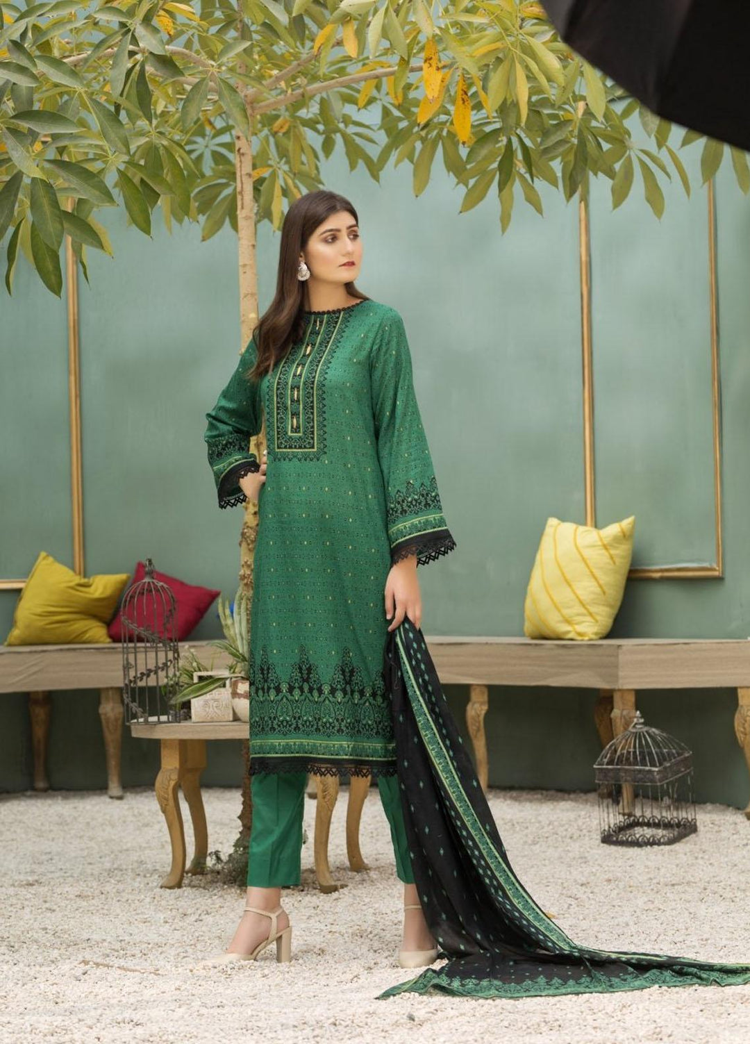 Ittehad Textiles Printed Lawn Suits Unstitched 3 Piece IT21CL LF-CL-21132A - Summer Collection