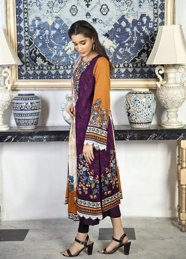 Crystal By Ittehad Textiles Printed Lawn Suits Unstitched 3 Piece ITD21C 21143A - Summer Collection