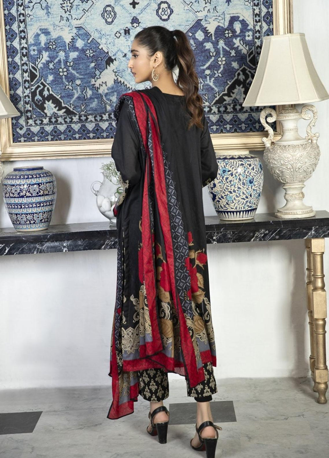 Crystal By Ittehad Textiles Printed Lawn Suits Unstitched 3 Piece ITD21C 21146B - Summer Collection