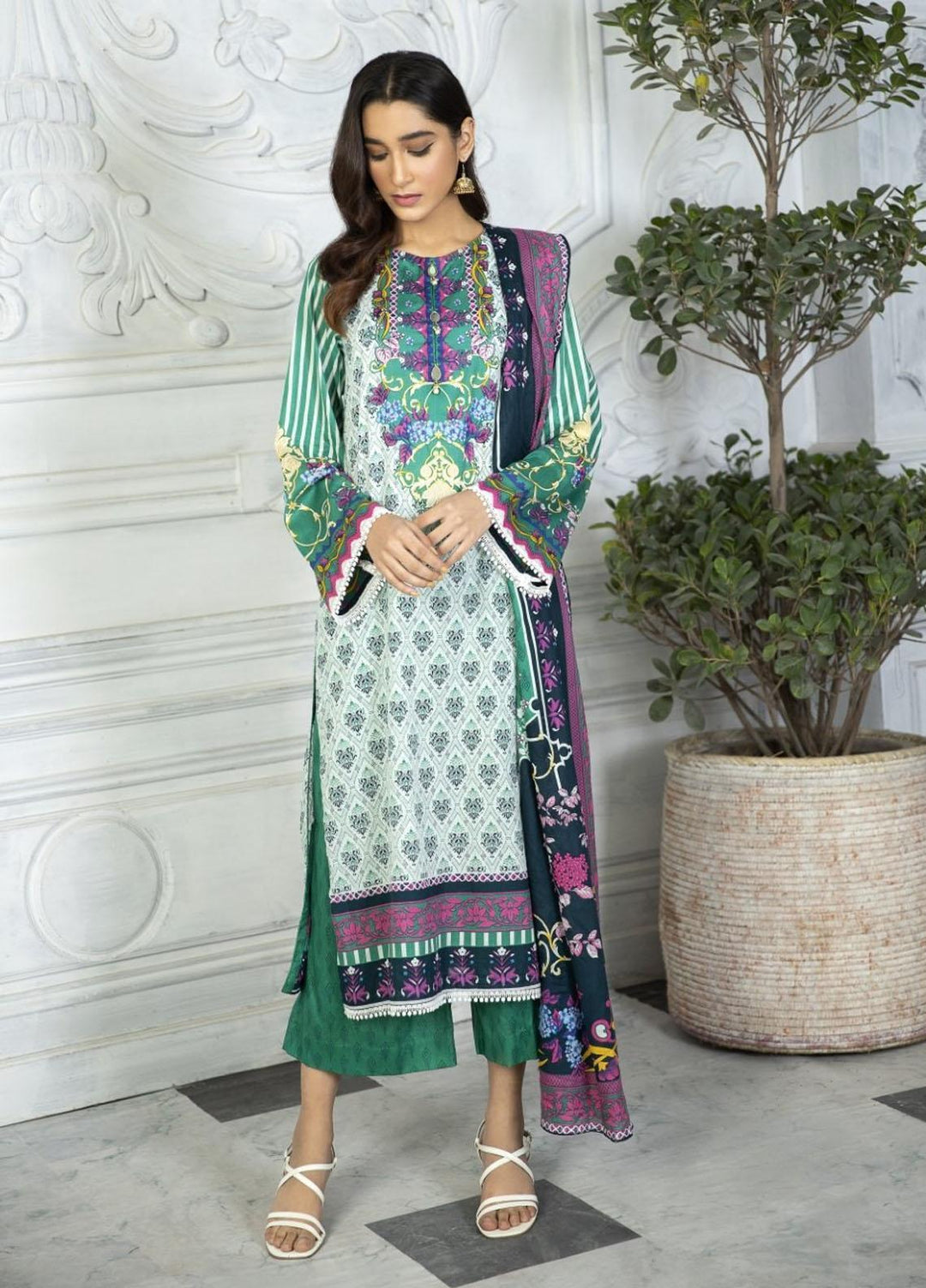 Crystal By Ittehad Textiles Printed Lawn Suits Unstitched 3 Piece ITD21C 21148B - Summer Collection