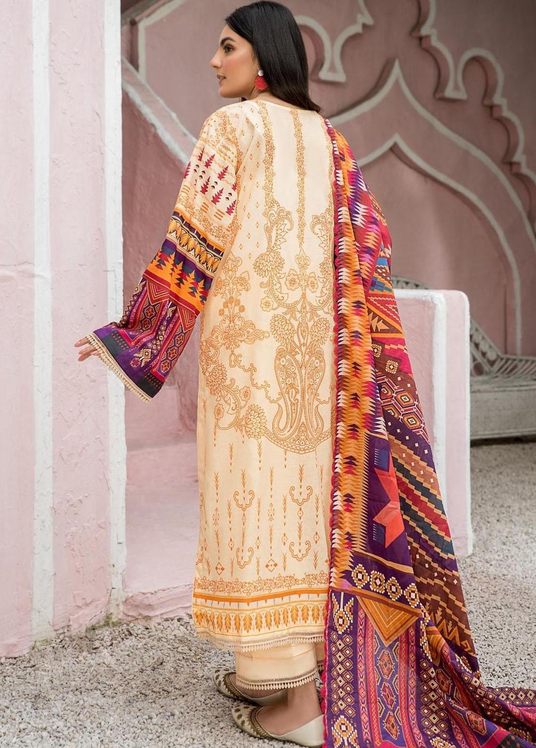 Ittehad Textiles Printed Lawn Suits Unstitched 3 Piece ITD22-S2 LF-DP2-2216 - Summer Collection